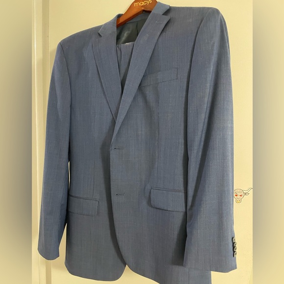 Brand new Michael Kors suit - Picture 2 of 2